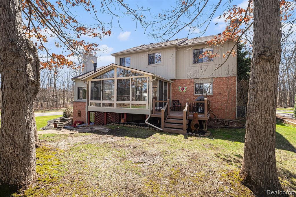 57598 HIDDEN TIMBERS Drive, South Lyon, MI 48178 — Photo 28