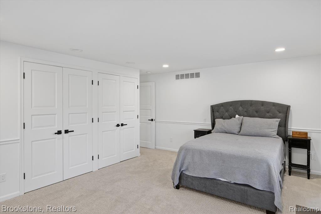 754 N Valley Chase Road, Bloomfield Hills, MI 48304 — Photo 25