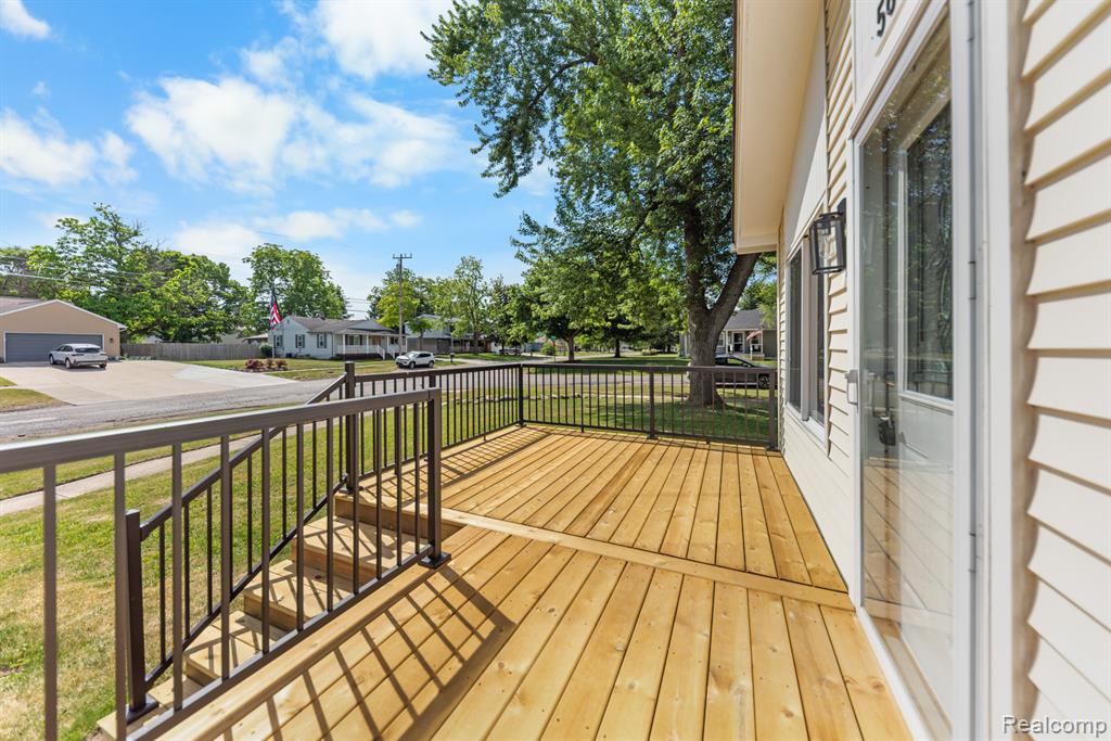 560 McMunn Street, South Lyon, MI 48178 — Photo 5