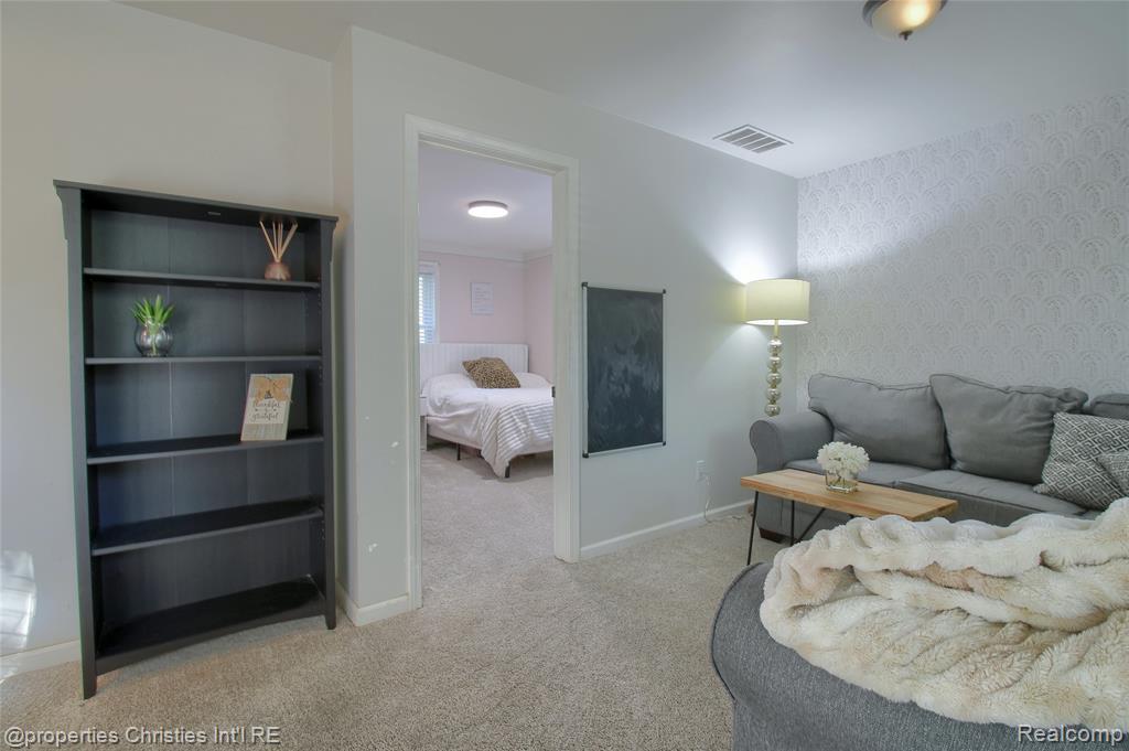 816 Carpenter Street, Northville, MI 48167 — Photo 14