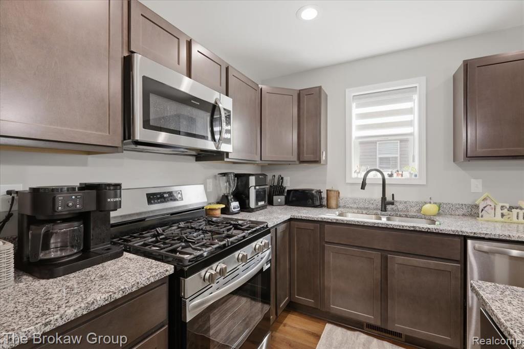 9510 Orchard Lake Drive, Davison, MI 48423 — Photo 14