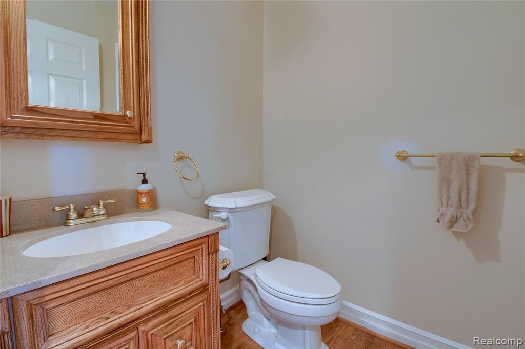 4600 Dolores Drive, Trenton, MI 48183 — Photo 17