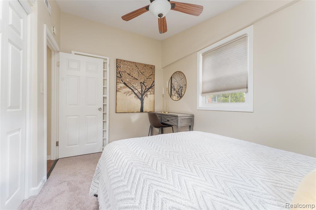 701 MARY Court, Fenton, MI 48430 — Photo 15