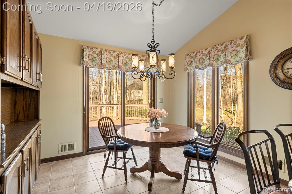 6482 Denton Court, Troy, MI 48098 — Photo 9