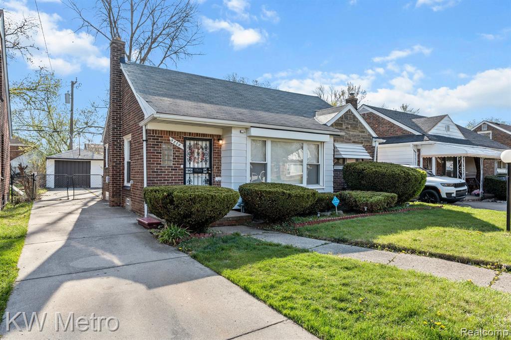 9226 GRANDVILLE Avenue, Detroit, MI 48228 — Photo 3