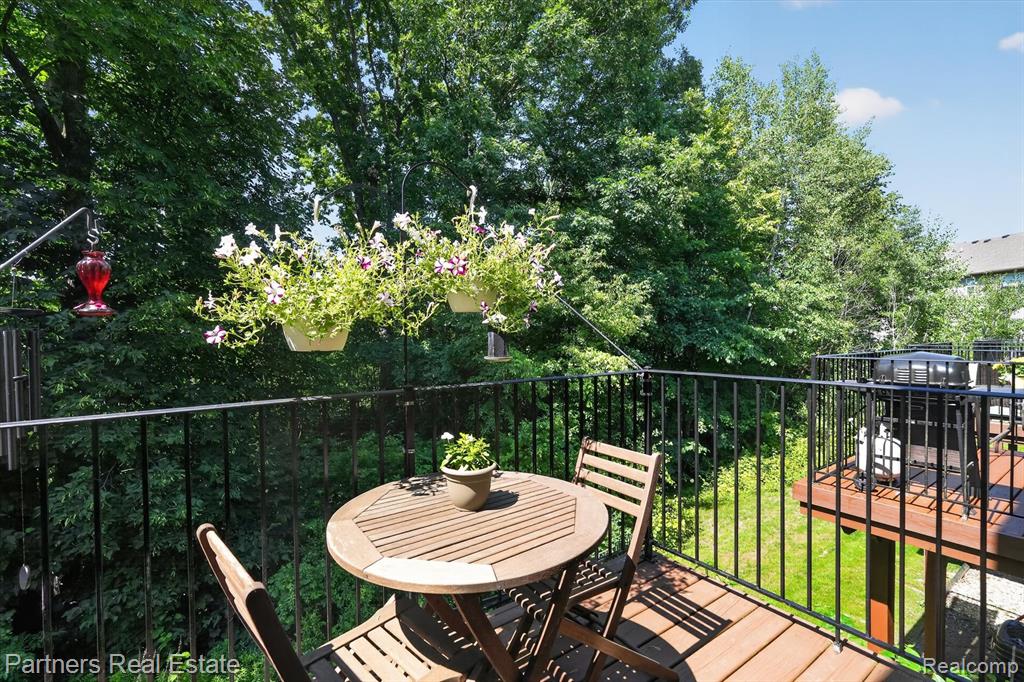 1617 Red Hickory Court, Howell, MI 48855 — Photo 37