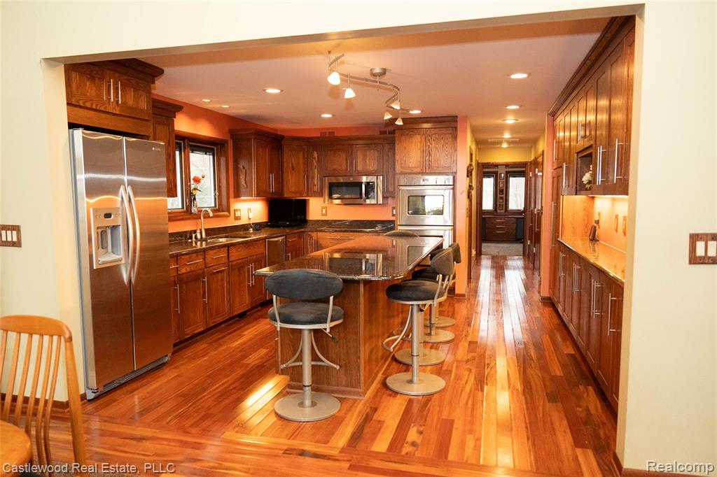 1625 Ridge Road, Highland, MI 48356 — Photo 20