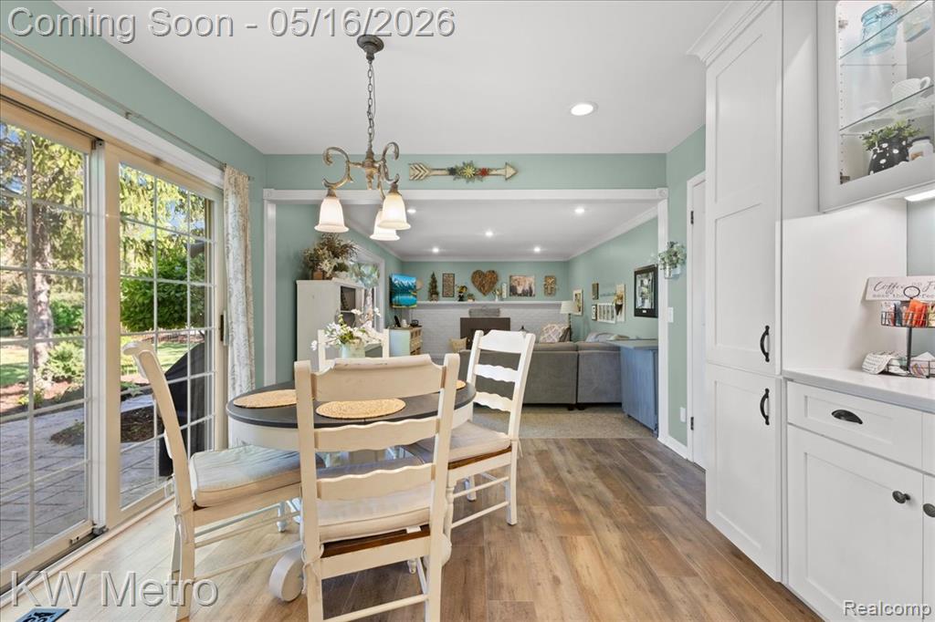 5757 Folkstone Drive, Troy, MI 48085 — Photo 12
