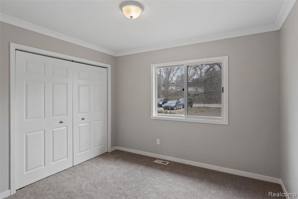 8732 Elizabeth Lake Road, White Lake, MI — Photo 16