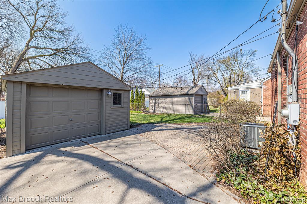 510 S Edison Avenue, Royal Oak, MI 48067 — Photo 18