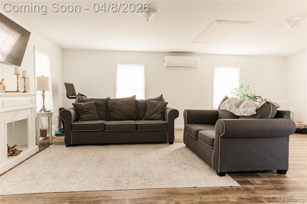 1115 Kingston Avenue, Flint, MI 48507 — Photo 11