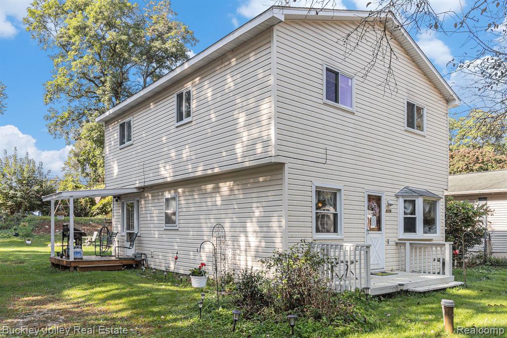 8576 COUNTRY CLUB Drive, Pinckney, MI 48169 — Photo 19