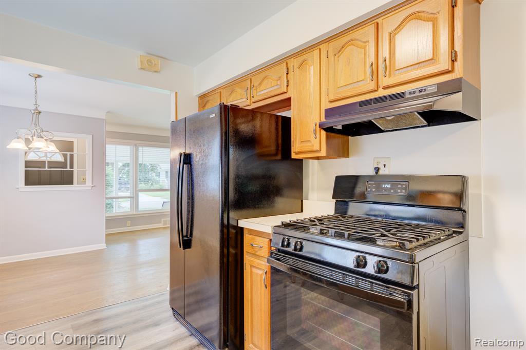 4708 Woodland Avenue, Royal Oak, MI 48073 — Photo 15
