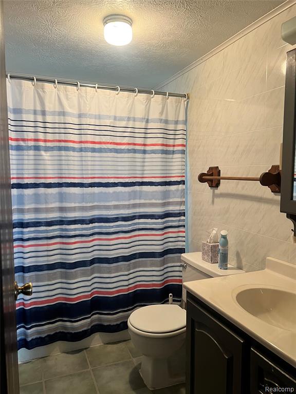3567 Coveview Drive, Lupton, MI 48635 — Photo 14