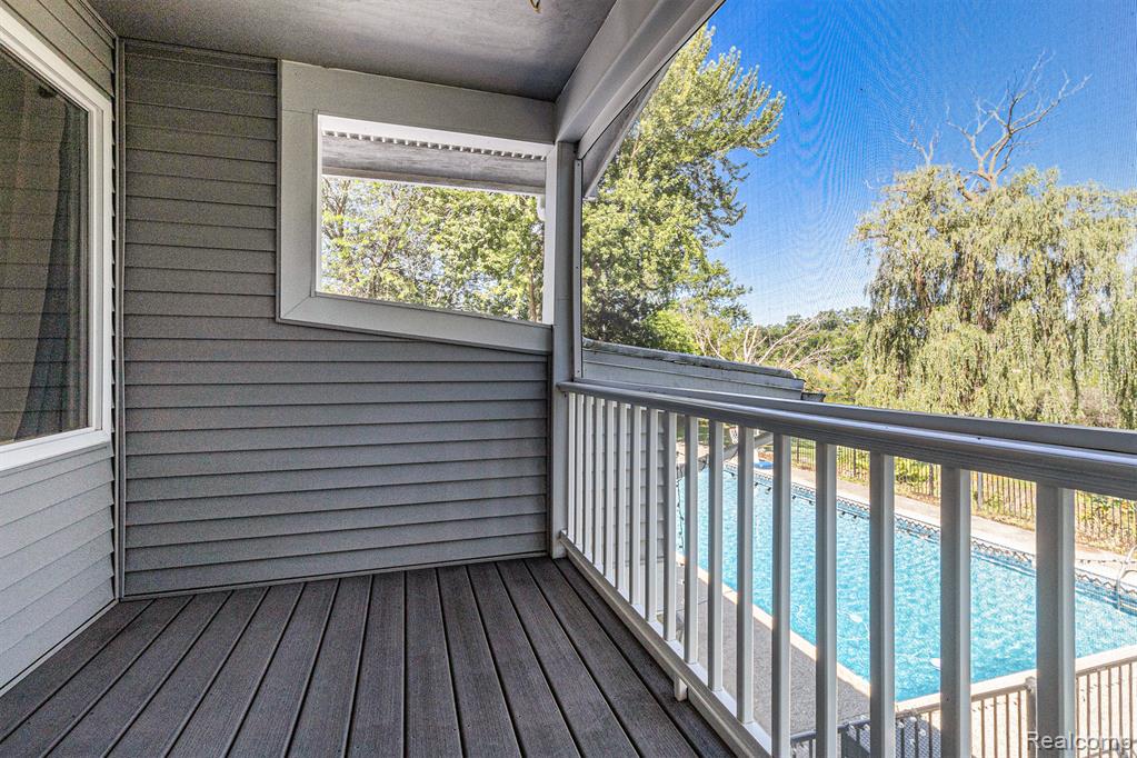 2145 Helmsford Drive, Wolverine Lake, MI 48390 — Photo 40