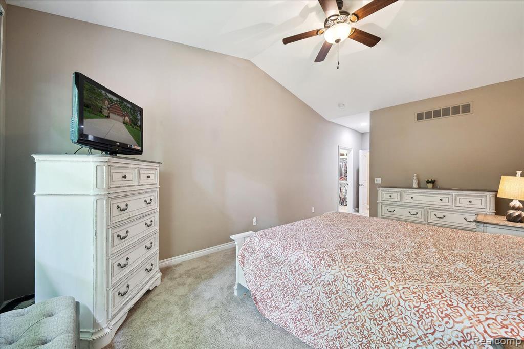 9566 KINGSWAY Circle, Clarkston, MI 48348 — Photo 28