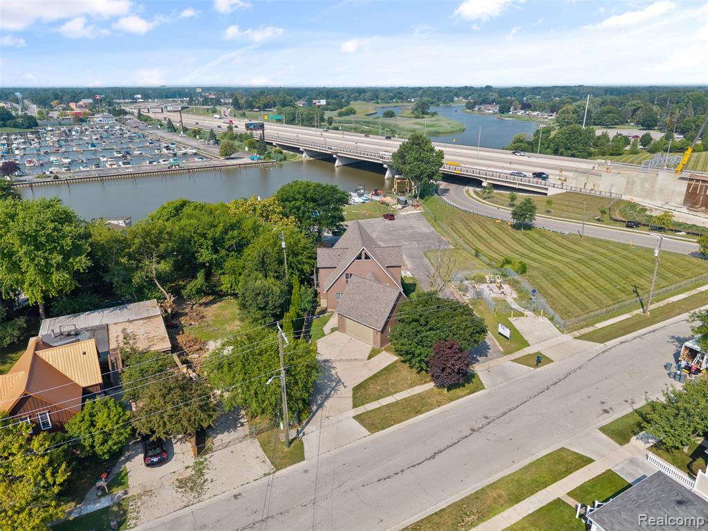 1907 Riverside Drive, Port Huron, MI 48060 — Photo 50