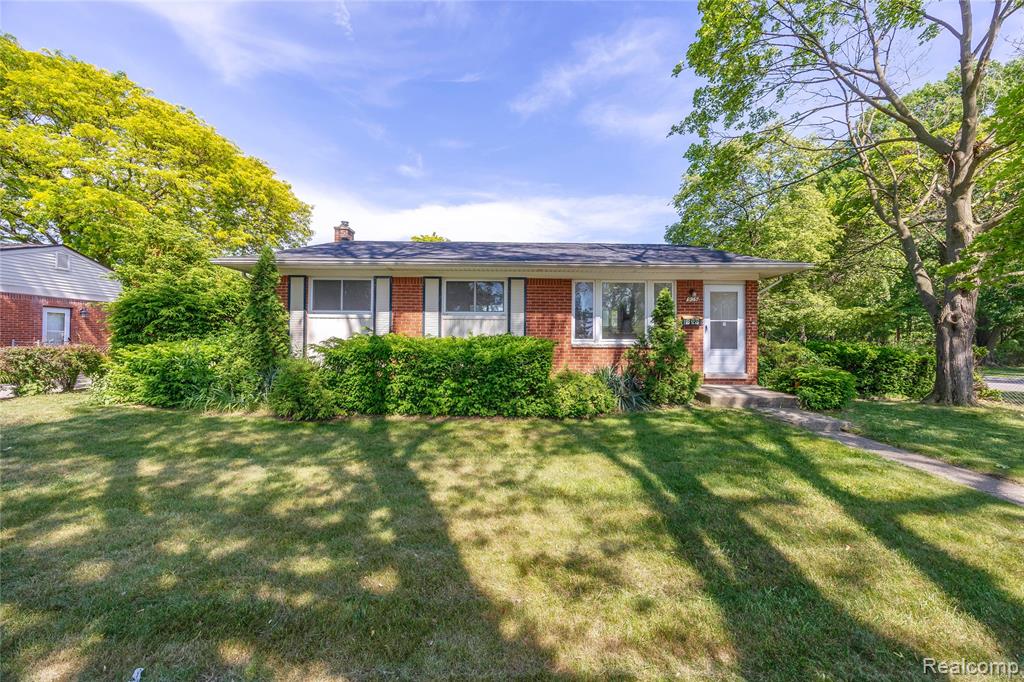 939 S Wildwood Street, Westland, MI 48186 — front exterior