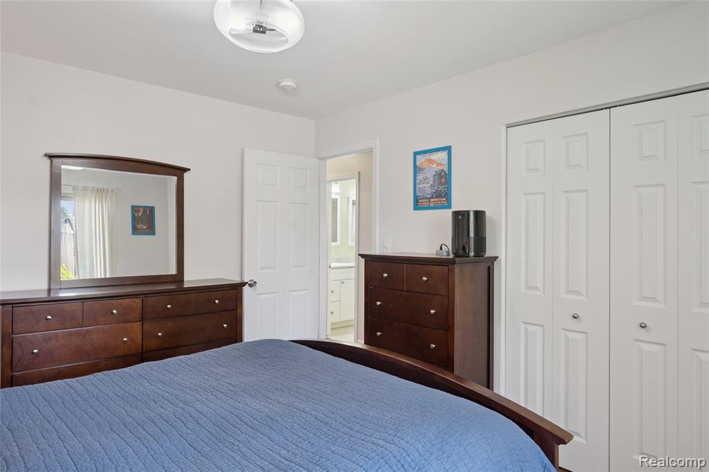 4241 Cooper Avenue, Royal Oak, MI 48073 — Photo 22