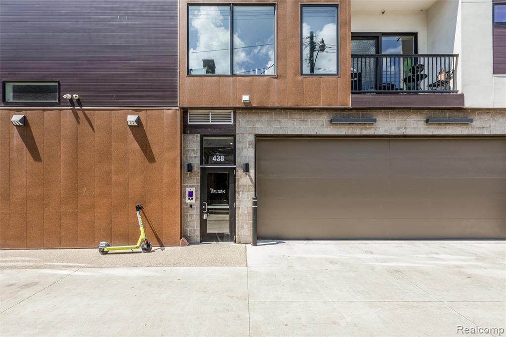 438 SELDEN, Detroit, MI 48201 — Photo 5