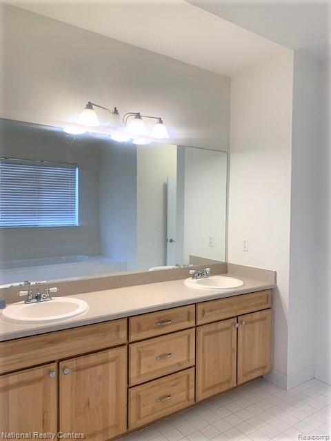 41593 CUMMINGS Lane, Novi, MI — Photo 12