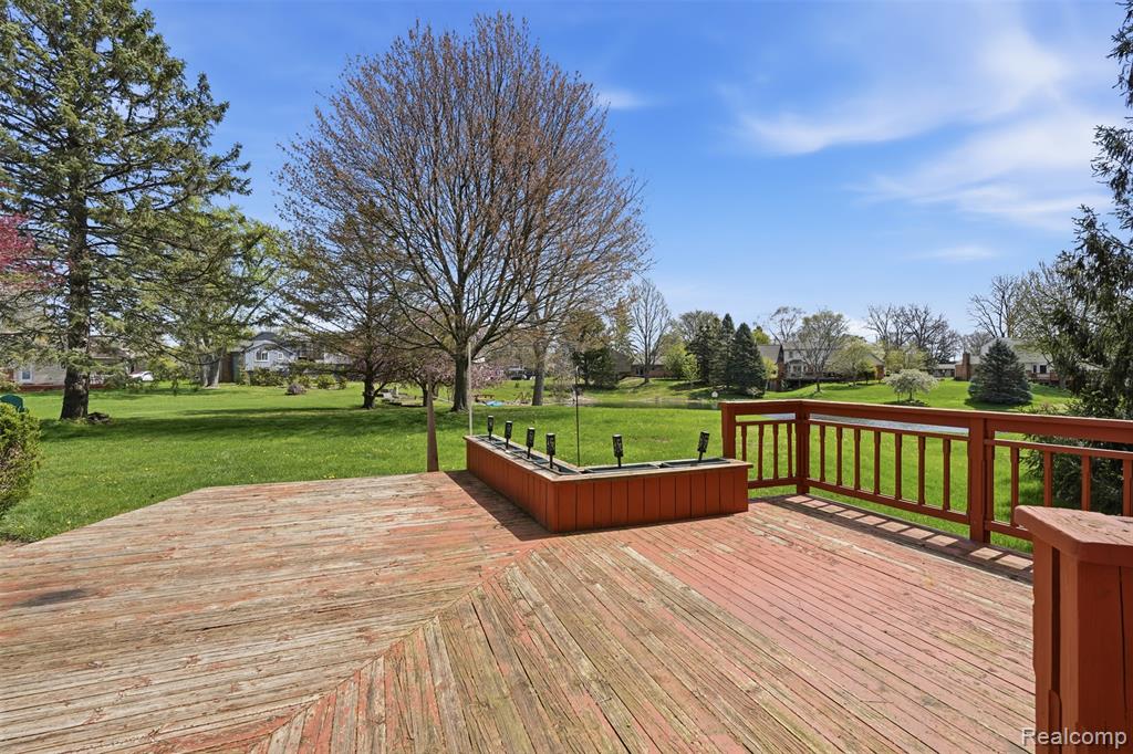 3756 Chevron Drive, Highland, MI 48356 — Photo 26