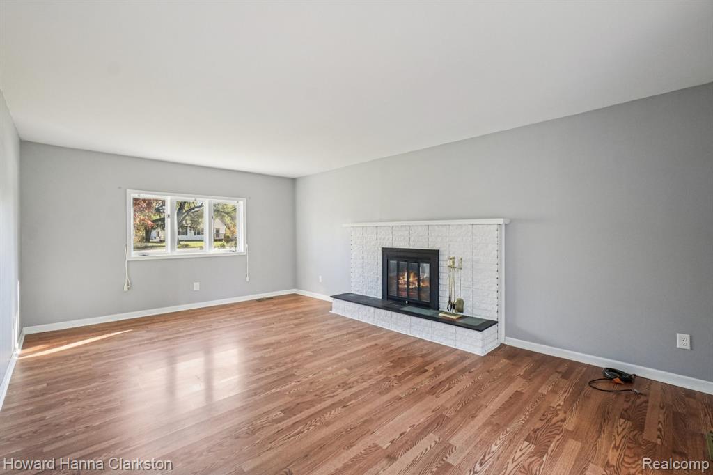 149 N Williams Lake Road, White Lake, MI — Photo 6