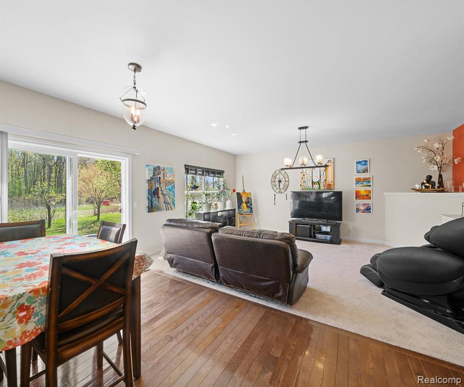 43442 CHERRYWOOD Lane, Canton, MI 48188 — Photo 9