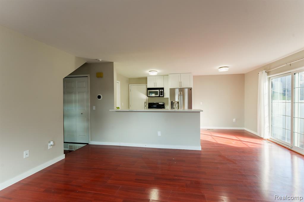 264 1st Street, Rochester, MI 48307 — Photo 4