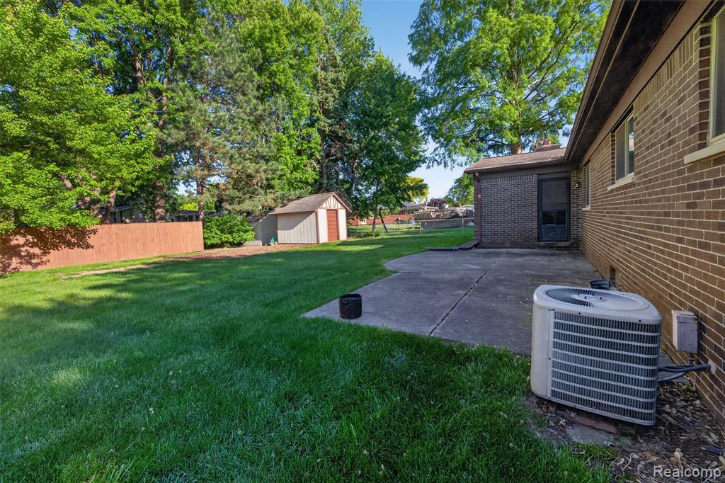 40142 Pallazo Street, Clinton Twp, MI 48038 — Photo 4