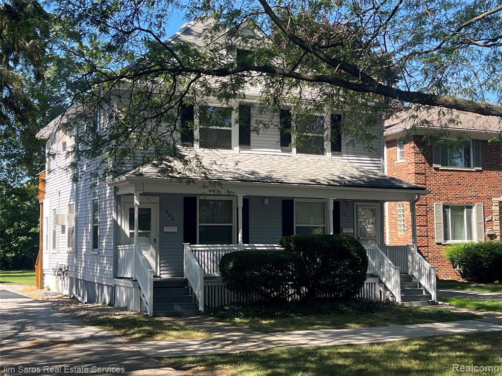 511 Saint Clair Street, Grosse Pointe, MI 48230 — front exterior