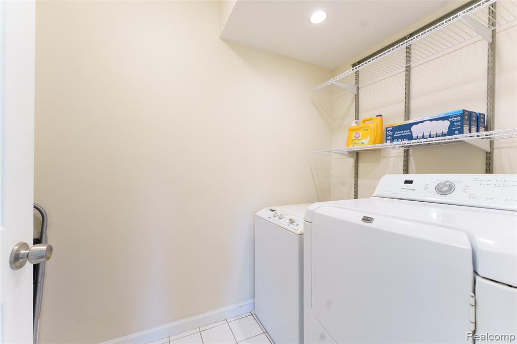 405 Garden Lane, Fowlerville, MI 48836 — Photo 16