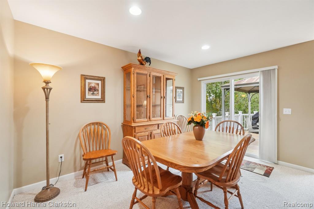 4105 Nancy Lane, White Lake, MI 48383 — Photo 9