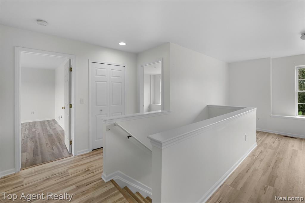 42117 CAMDEN Road, Belleville, MI 48111 — Photo 27