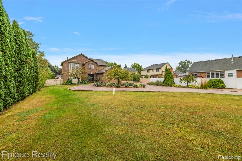 4527 Rochester Road, Troy, MI 48085 — Photo 3