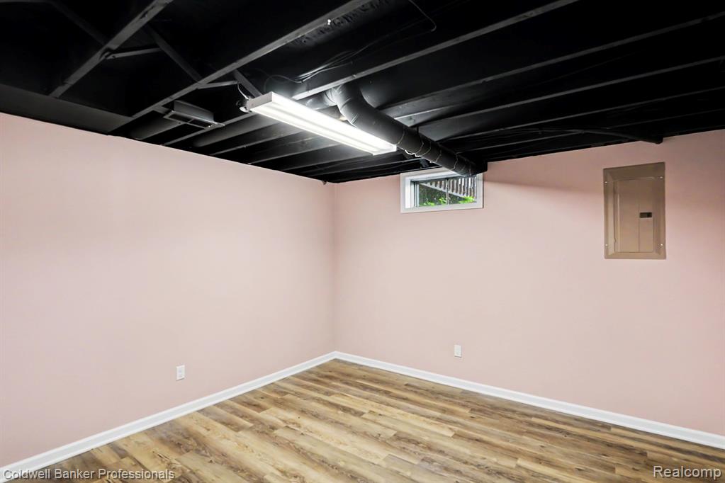 1083 Shalin Drive, Davison, MI 48423 — Photo 16