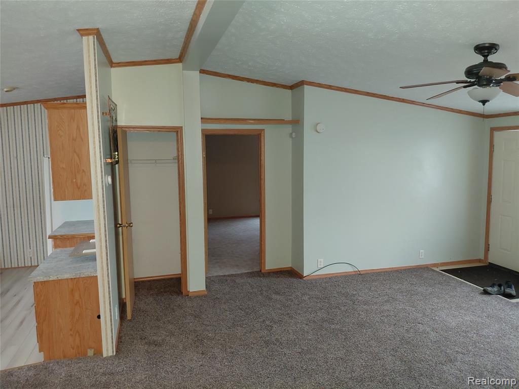 4740 Spring Creek Drive, Howell, MI 48843 — Photo 6