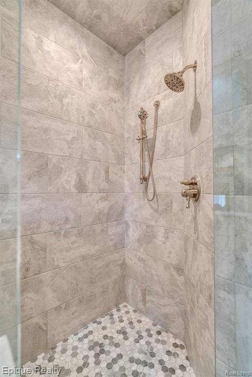 9155 Kelly Lake Drive, Clarkston, MI 48348 — Photo 43