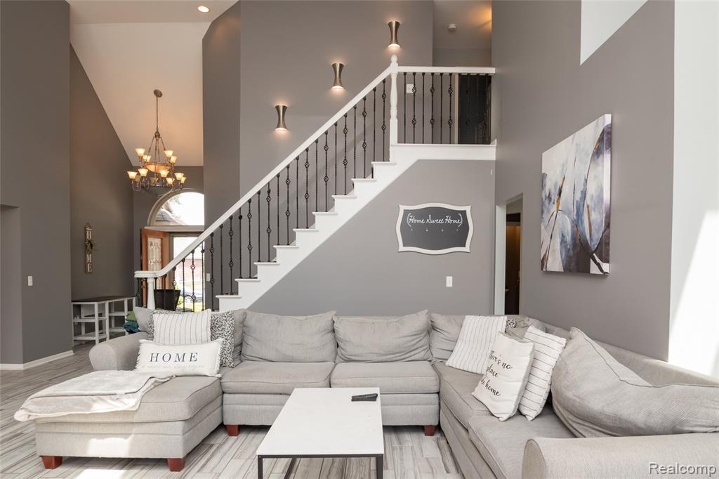 46431 Mariner Drive, Macomb, MI 48044 — Photo 12