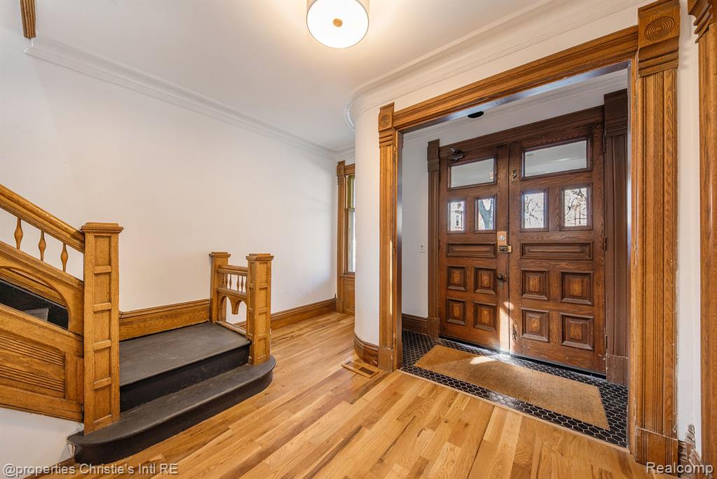 691 W CANFIELD Street, Detroit, MI 48201 — Photo 49