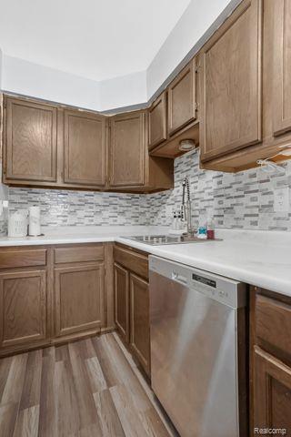 8354 Lakeview Court, Ypsilanti, MI 48198 — Photo 15