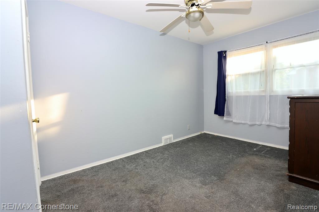 2668 Ackley Avenue, Westland, MI 48186 — Photo 12
