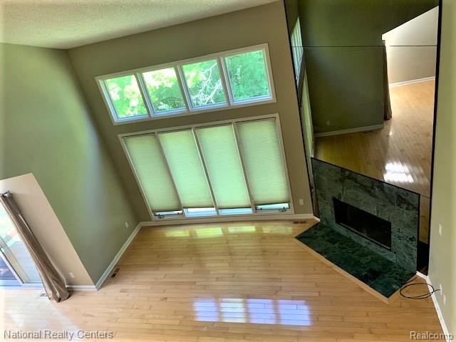 6298 Aspen Ridge Boulevard, 34, West Bloomfield, MI — Photo 2