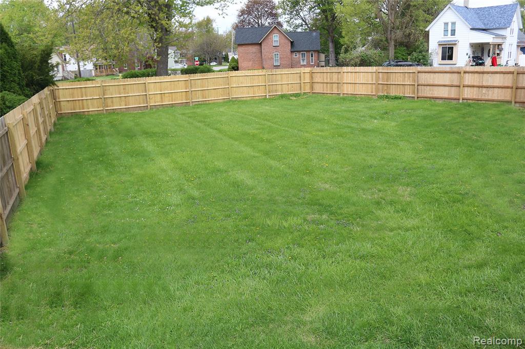 43 Rathbone Street S, Mount Clemens, MI 48043 — Photo 5