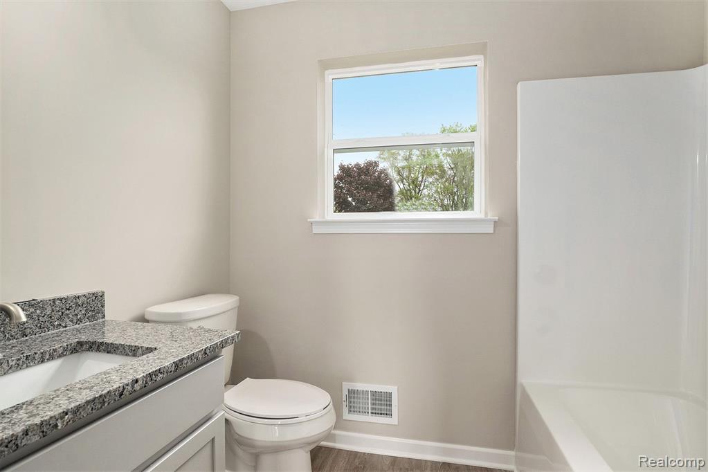 5499 SITKA Street, Burton, MI 48519 — Photo 11