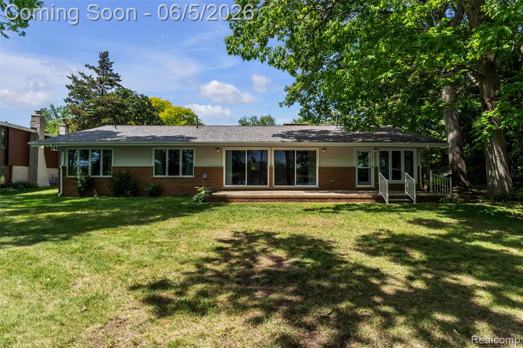 47435 N Shore Drive, Belleville, MI 48111 — Photo 44