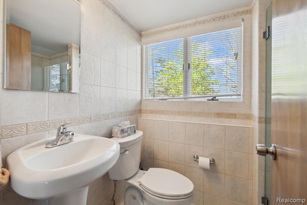 3958 NAPIER Road, Canton, MI 48187 — Photo 24