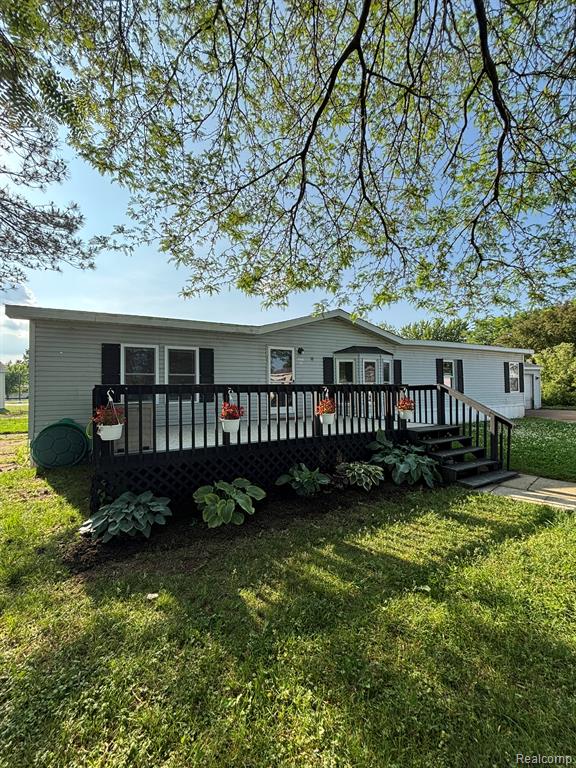 18 Timber Court, Flint, MI 48506 — front exterior