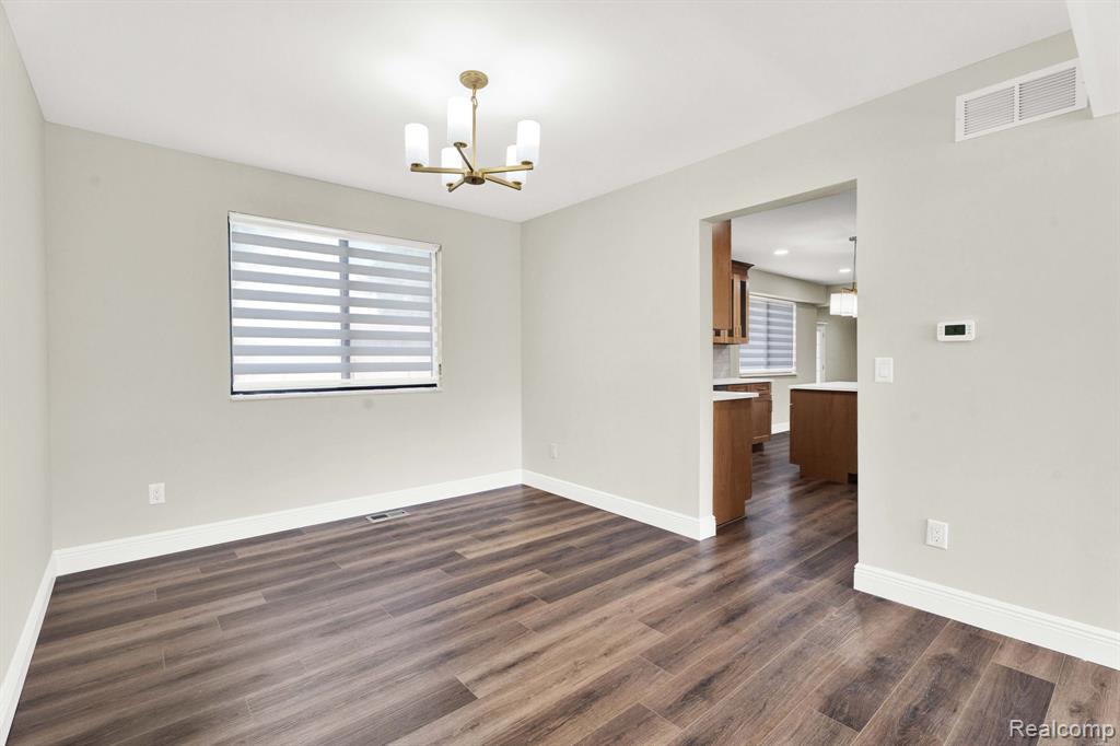 40206 Ashland Drive, Sterling Heights, MI 48313 — Photo 13