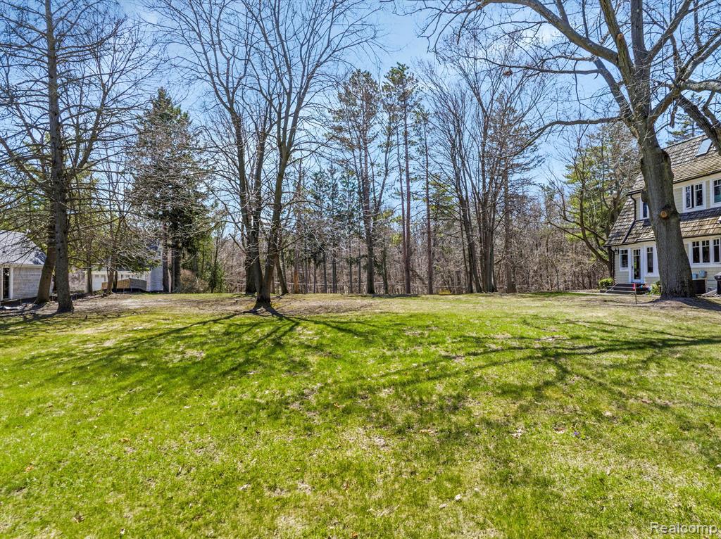940 LAKE ANGELUS, Lake Angelus, MI 48326 — Photo 10